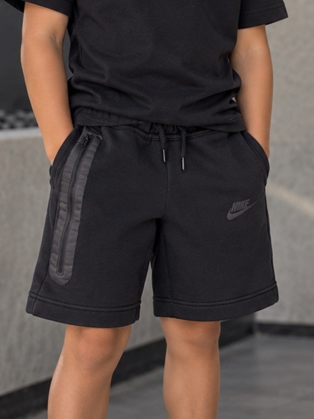 Nike Boys Athletic Fleece Shorts Black Size Small S - Zip
Pocket Sportwear